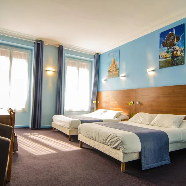غرفة رباعية بسرير مزدوج، Hotel Paris Bruxelles 3/9