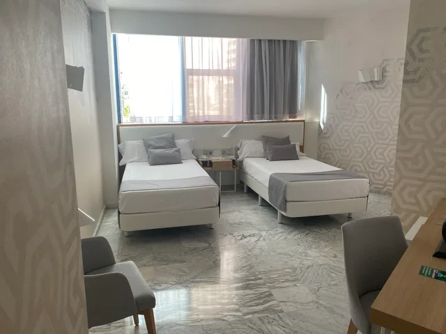 غرفة بسرير مزدوج أو سريرين منفصلين لذوي الإعاقة، Madeira Centro Hotel 5/10