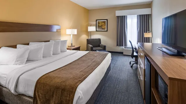 غرفة بسرير كينج، Best Western North Attleboro / Providence Beltway 3/9