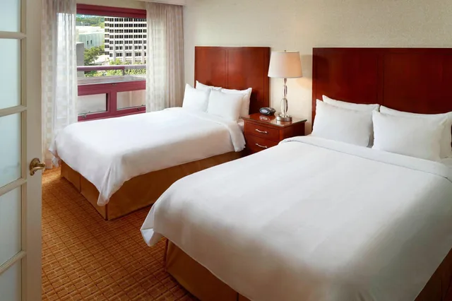 1 Bedroom, Suite, 2 Double Beds, Atlanta Marriott Suites Midtown 1/5
