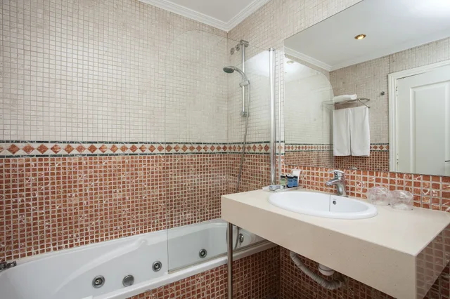 غرفة بسرير مزدوج أو سريرين منفصلين بشرفة، Hotel Olympia Consul Del Mar 8/10