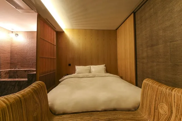 Spa, Queen Bed، Hotel Cullinan Wangsimni 1/9