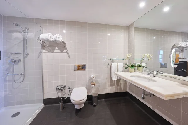 Apartment, Triple, Twin Beds, Lateral Side Sea View, Sofa، Hotel Golden Residence Madeira 3/4