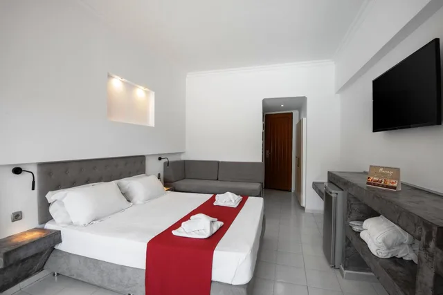 جناح بغرفتي نوم بمسبح خاص، Delfinia Resort Hotel - All Inclusive 3/5
