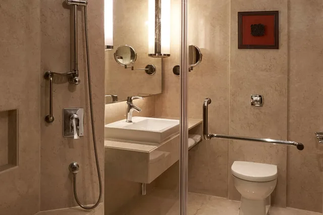 غرفة تنفيذية بسريرين منفصلين، Courtyard By Marriott Mumbai International Airport 8/10