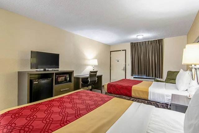 غرفة بسريرين مزدوجين، Econo Lodge Inn And Suites Matthews Charlotte 2/7