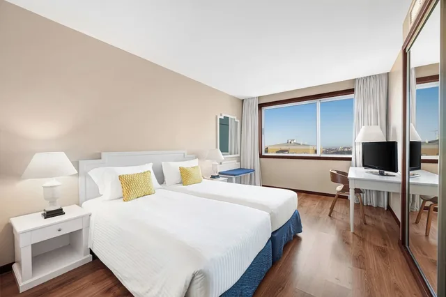 Studio, River View, Gaia Residence 2/4