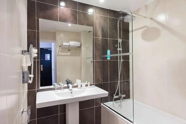 غرفة سوبيريور بسرير مزدوج، Best Western Plus Hotel Massena Nice 8/10