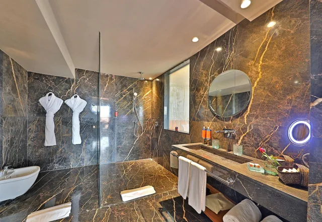 جناح جونيور، Hotel Jadali & Spa 3/3