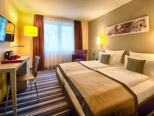 Superior, Leonardo Hotel Mannheim Ladenburg 1/3