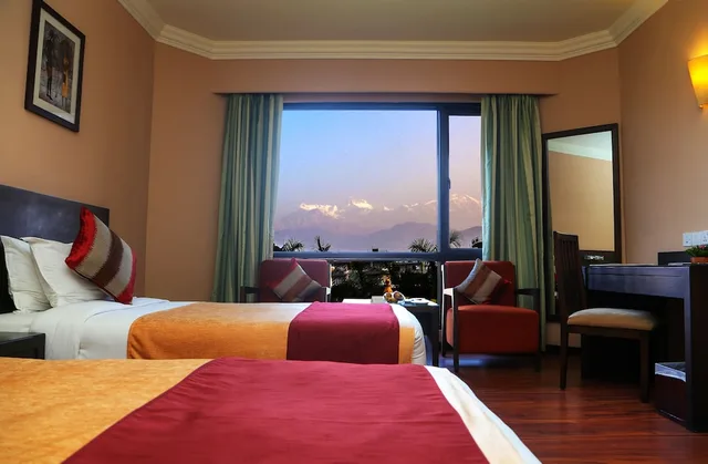 غرفة ديلوكس بسرير كينج، Pokhara Grande 2/10