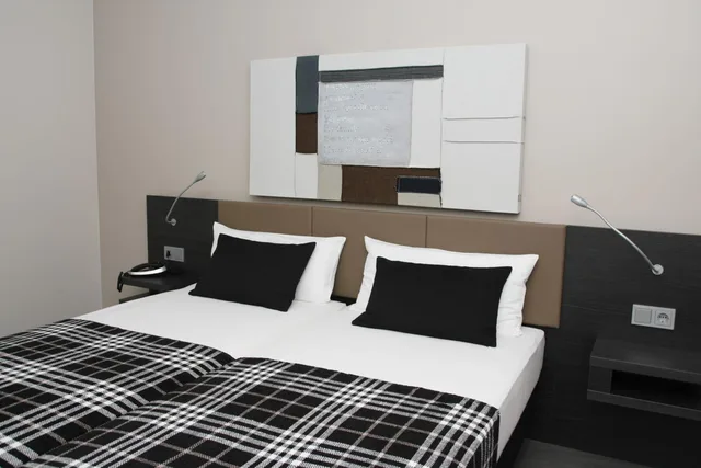 غرفة بسرير مزدوج، Altstadt-Hotel Bielefeld 5/10