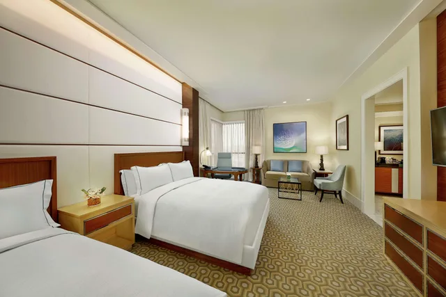 Executive, 2 Queen Beds, City View, Conrad Jabal Omar Makkah 1/5