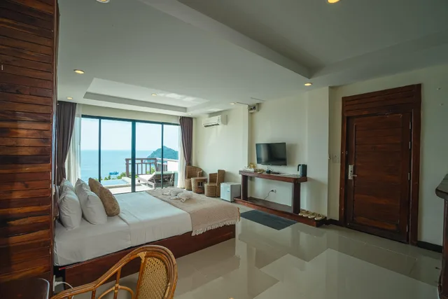 Pool, Suite, King Bed, Sea View, Hill Side، Dusit Buncha Resort 1/1