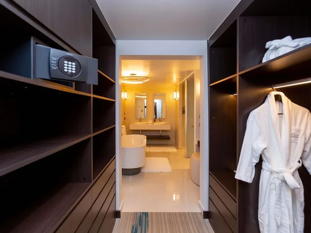 جناح سوبيريور بسرير كينج، Le Novotel Convention and Spa Madagascar 5/10