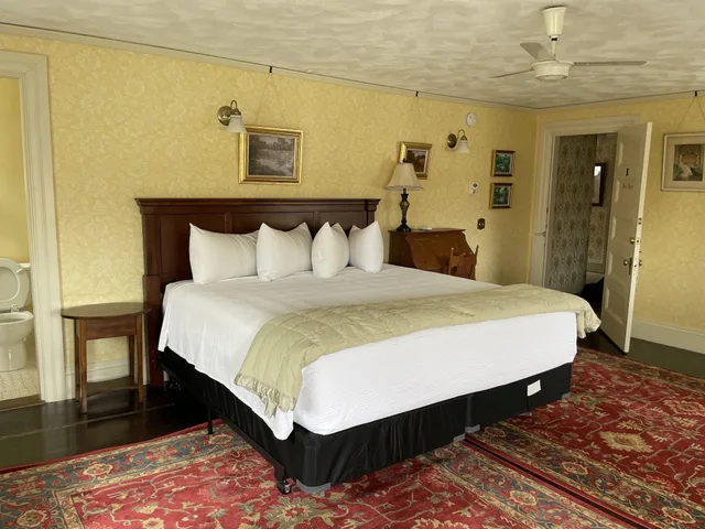 غرفة بسرير كينج، Moseley Cottage Inn and Town Motel 2/4