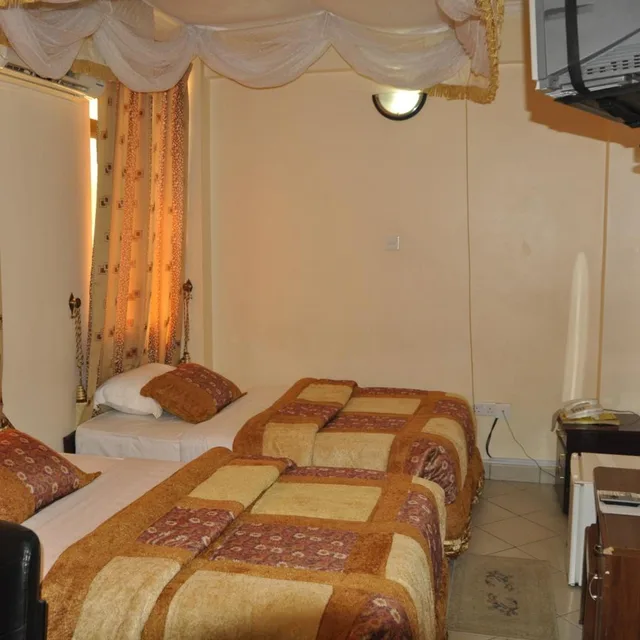 غرفة ديلوكس ثلاثية، Rich Hotel Ltd 2/5