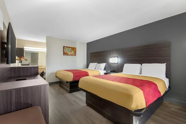 غرفة قياسية بسرير مزدوج للمدخنين، Econo Lodge Creedmoor - Butner 1/10