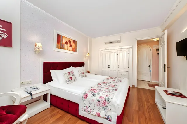 غرفة عائلية بسريرين منفصلين، Hotel Adalya Port 1/2