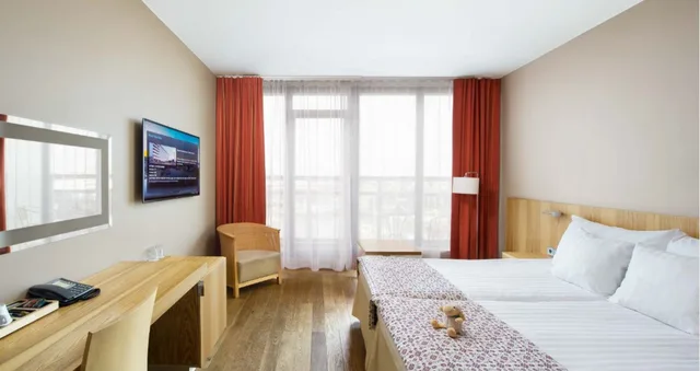 غرفة سوبيريور بسرير مزدوج أو سريرين منفصلين، HESTIA HOTEL EUROPA 1/1
