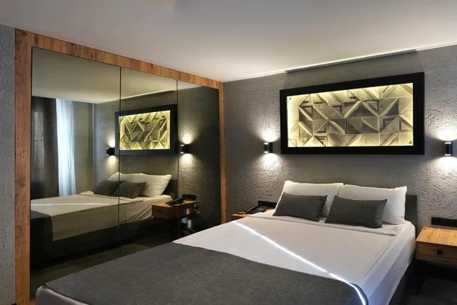 جناح بجاكوزي، Mielo Lara Hotel 5/10