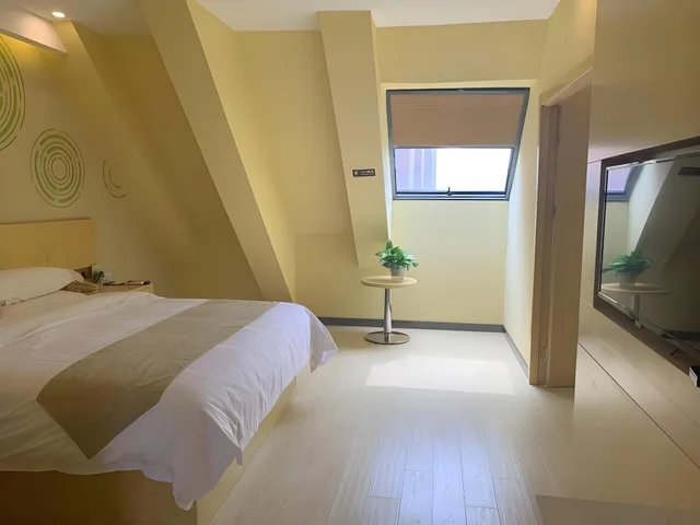 جناح بسرير كينج، GreenTree Inn Taicang City Liuhe Town Tinghai Road 1/1