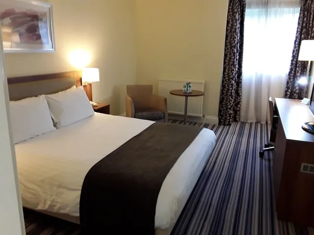 غرفة بريميوم بسرير فردي، Holiday Inn Leeds Wakefield M1 Jct.40, an IHG Hotel 3/7