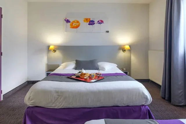 غرفة قياسية بسرير مزدوج، Hotel the Originals Evreux Nord Acadine 1/5