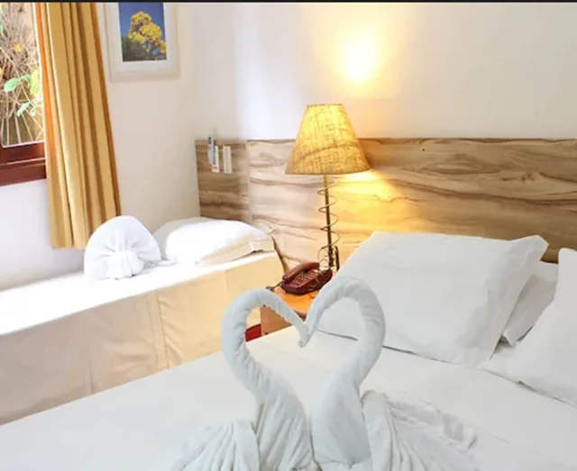 غرفة قياسية ثلاثية بثلاثة أسرّة، Hotel Pira Miuna 4/10