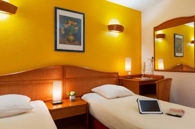 غرفة قياسية بسريرين منفصلين، B&B HOTEL Strasbourg Nord Mundolsheim 2/3