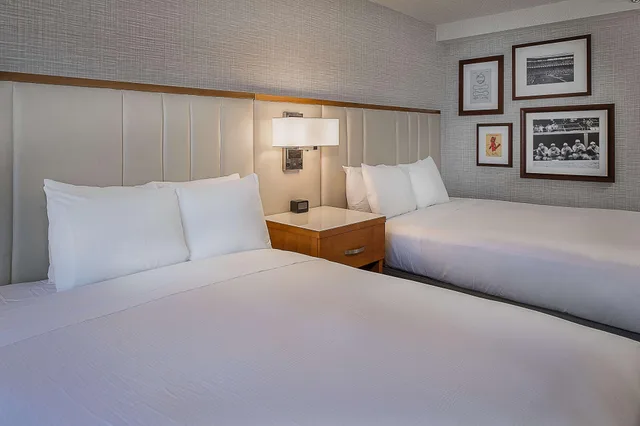 غرفة تنفيذية بسرير مزدوج، Hilton St. Louis at the Ballpark 1/2