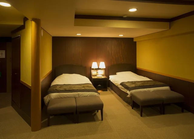 Japanese Western, Twin Beds, 2 Futon Beds, Mountain View, Outdoor Bath, East Wing, Fuji Lake Hotel 2/7