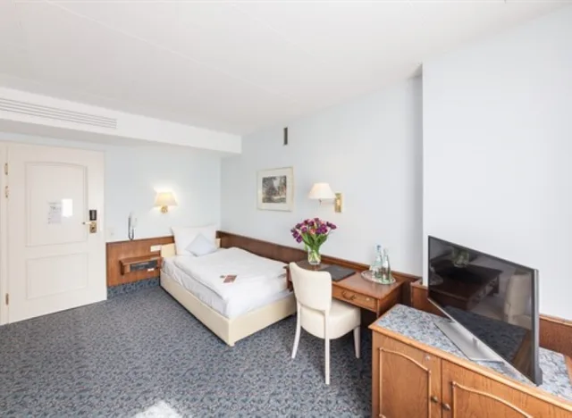 غرفة اقتصادية مفردة، Hotel Post 2/3