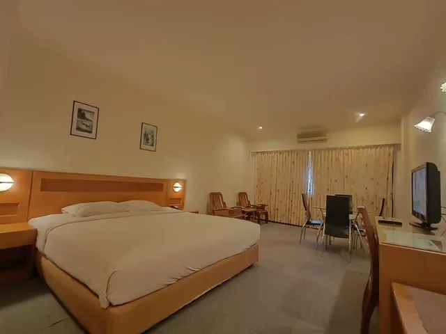 غرفة ديلوكس بسرير مزدوج، OYO 1178 Plaza Hotel Tanjung Pinang 1/3