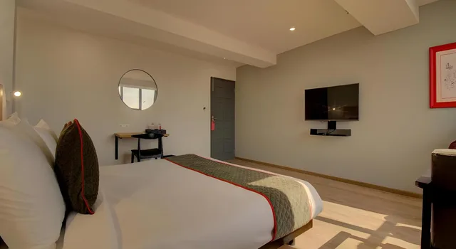 Executive, SHAGUN HOTEL 4/4