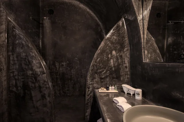 جناح سوبيريور بسرير كينج بمسبح خاص، Andronis Luxury Suites 5/7