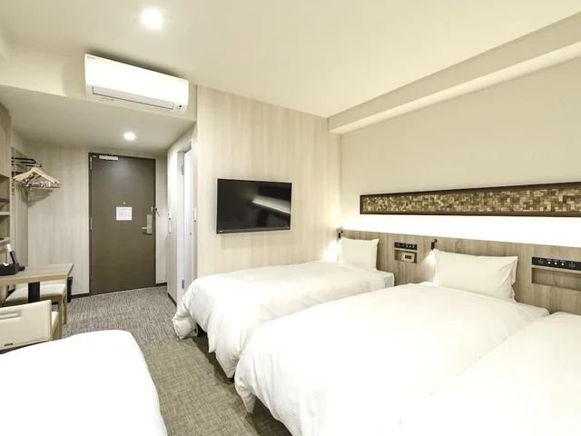 غرفة ثلاثية بسريرين منفصلين مع أريكة، Hotel IL FIORE Kasai 4/10