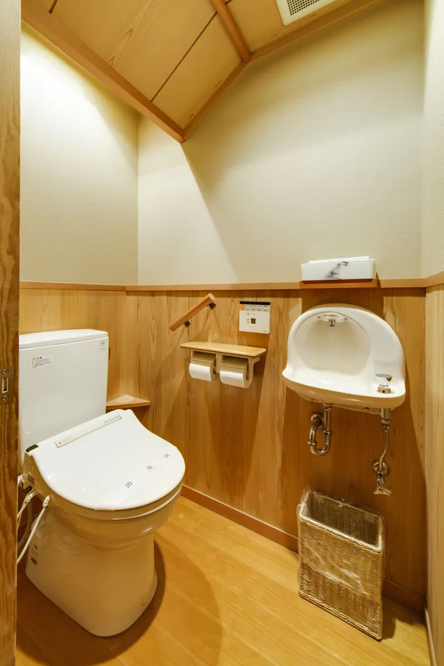 Private, Japanese, 4 Futon Beds, Lake Side، Wakakusa no Yado Maruei 1/2