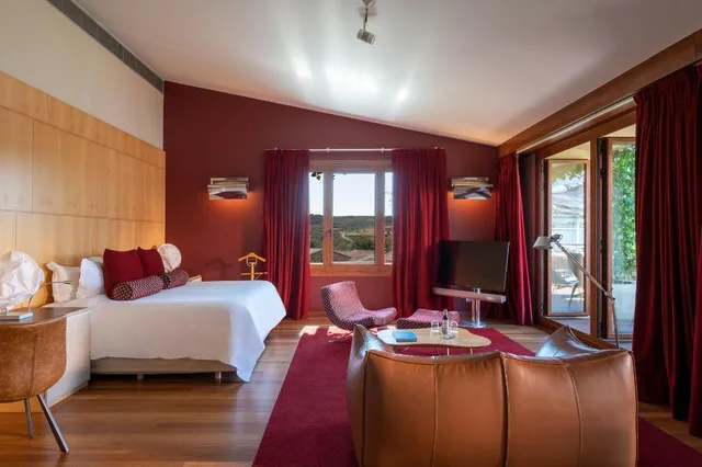 1 Bedroom, Prestige, Loft, Suite, King Bed, Terrace, Spa Wing, Hotel Marques de Riscal A Luxury Collection Hotel Elciego 1/2