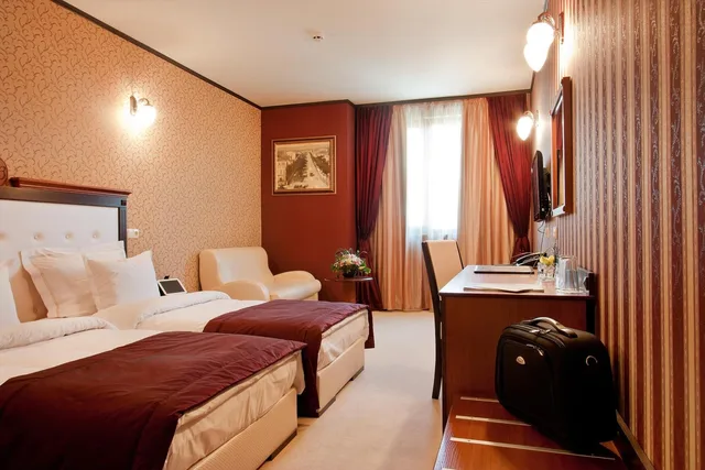 غرفة سوبيريور بسرير فردي، Best Western Plus Bristol Hotel 2/8