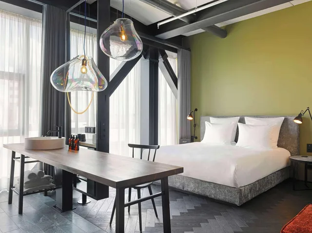 لوفت بسرير مزدوج، East Hotel Hamburg 1/1