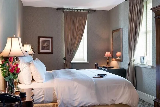 غرفة ديلوكس بسرير كينج، Nicollet Island Inn 2/5
