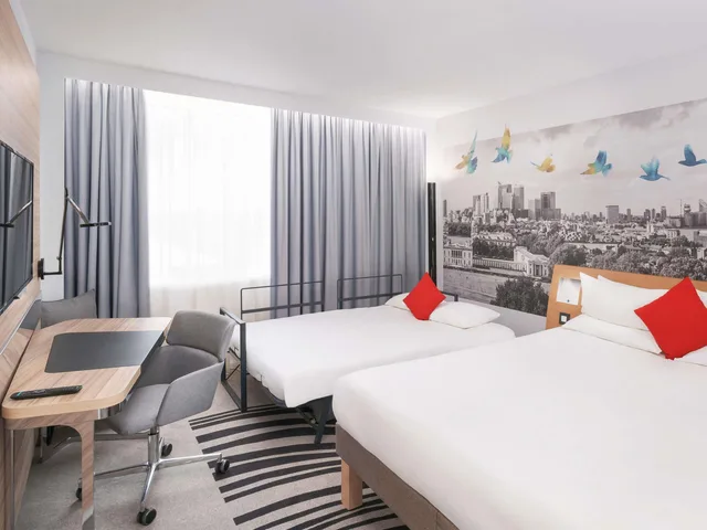 جناح عائلي بسرير مزدوج وسريرين منفصلين مع أريكة، Novotel Valence Sud 9/10