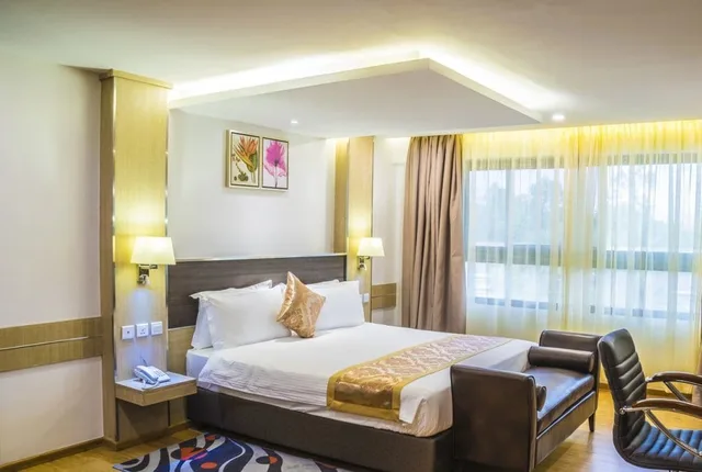 Deluxe, Suite, The Ole-Ken Hotel 1/3