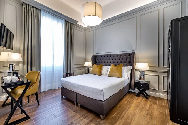 غرفة بسرير كوين، Hotel Ungherese 8/10