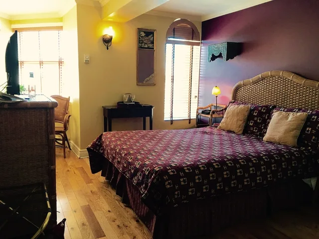 غرفة قياسية بسرير كوين، Manoir Sherbrooke 4/5