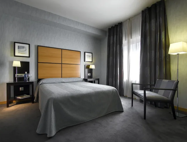 Spa, Double Bed، Macia Real De La Alhambra 2/9