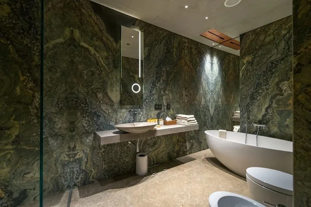 جناح جونيور بسرير كينج، Hotel Warszawa 9/10