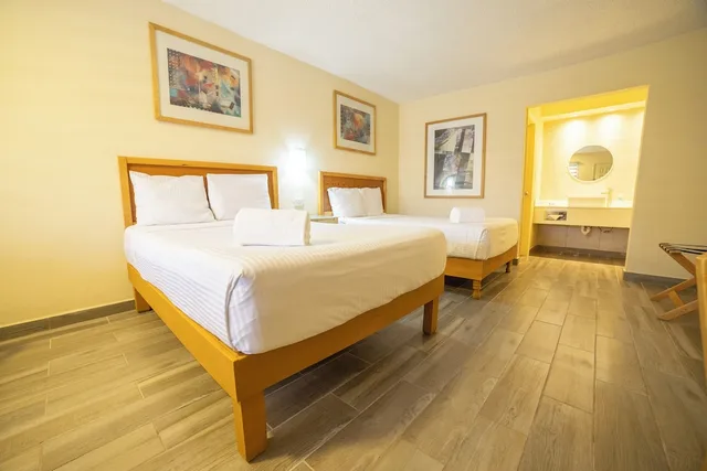 Inner, Colonial, 2 Double Beds, with View، Colonial Ciudad Juarez 1/8