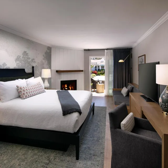 غرفة ديلوكس بسرير كينج، Fireside Inn On Moonstone Beach 1/3
